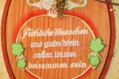 Schild_in_der_Rose